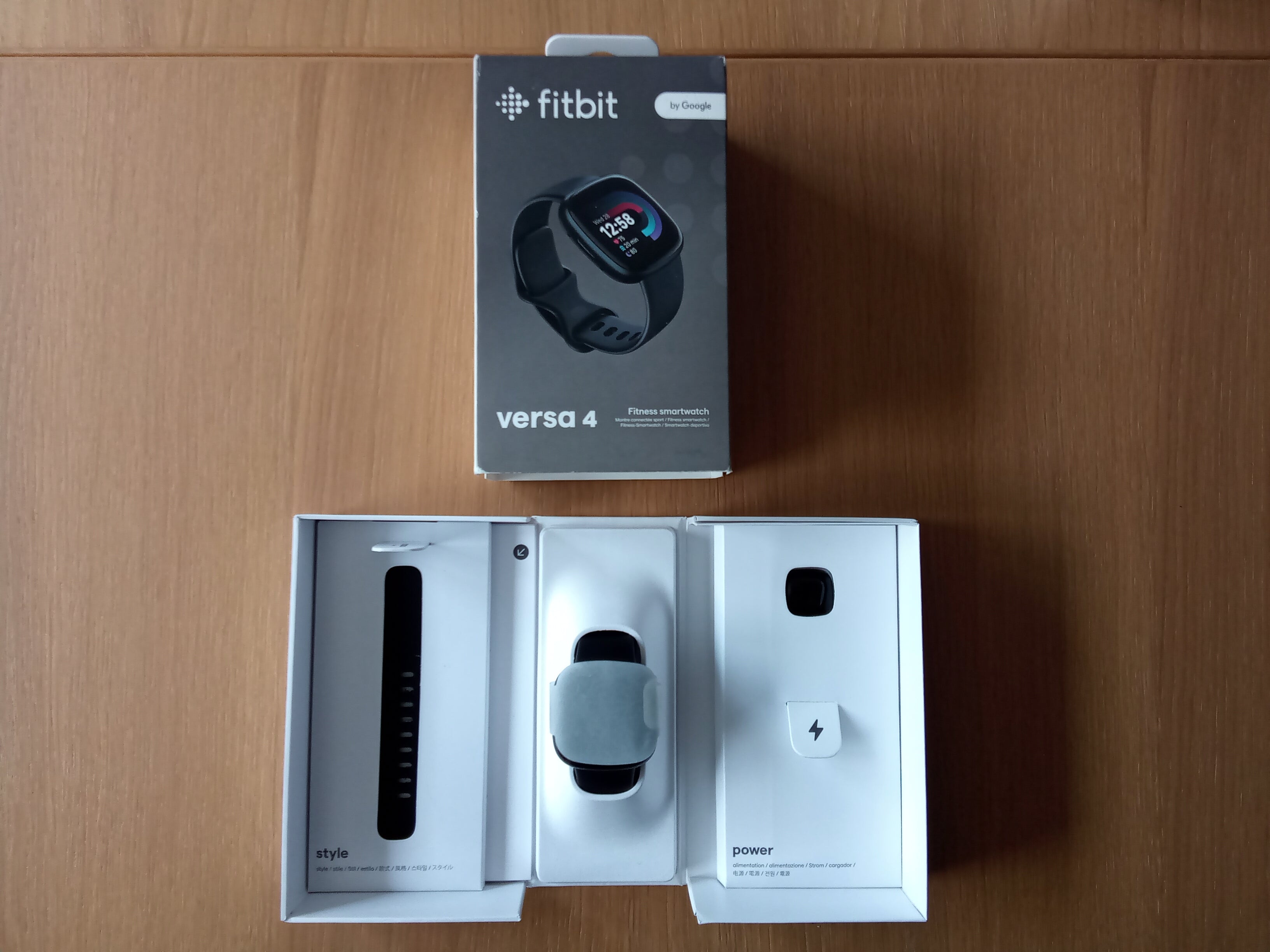 Fitbit Versa 4 negro GRADO B