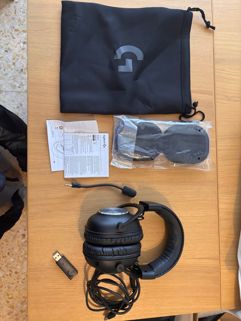 Logitech G PRO X LIGHTSPEED GRADO C